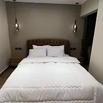 Luxury Apartment El Mohandessen